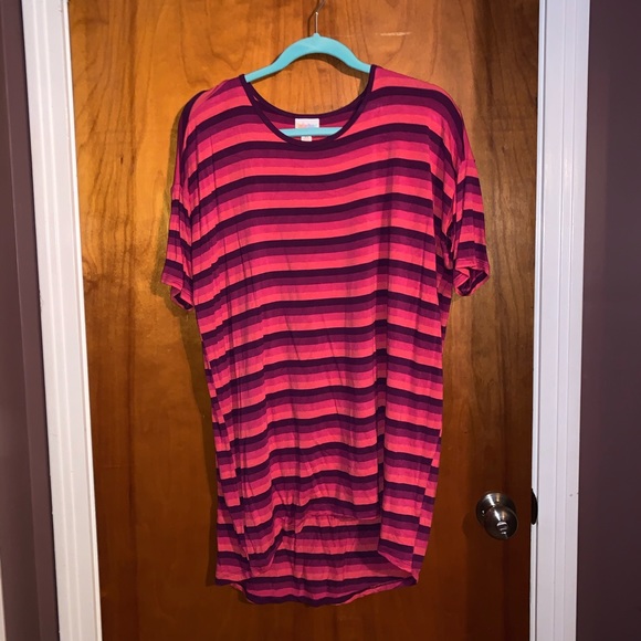 XS lularoe Irma - Picture 1 of 3